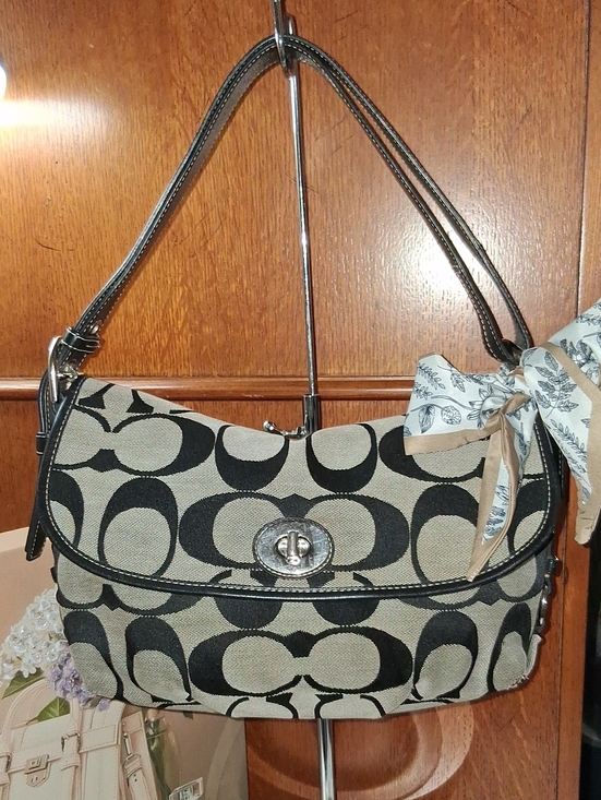 Coach Handbags - Coach  Y2K Signature C Turnlock Flap Shoulder Bag Black & Gray #15171 EUC